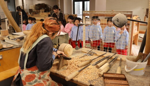 かがで学ぶ　山中漆器と山中座　11月19日